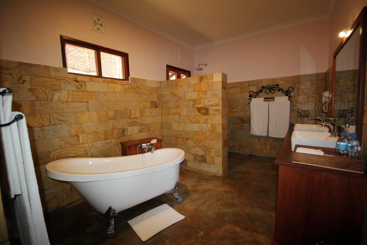 קראטו Ngorongoro Marera Mountain View Lodge מראה חיצוני תמונה