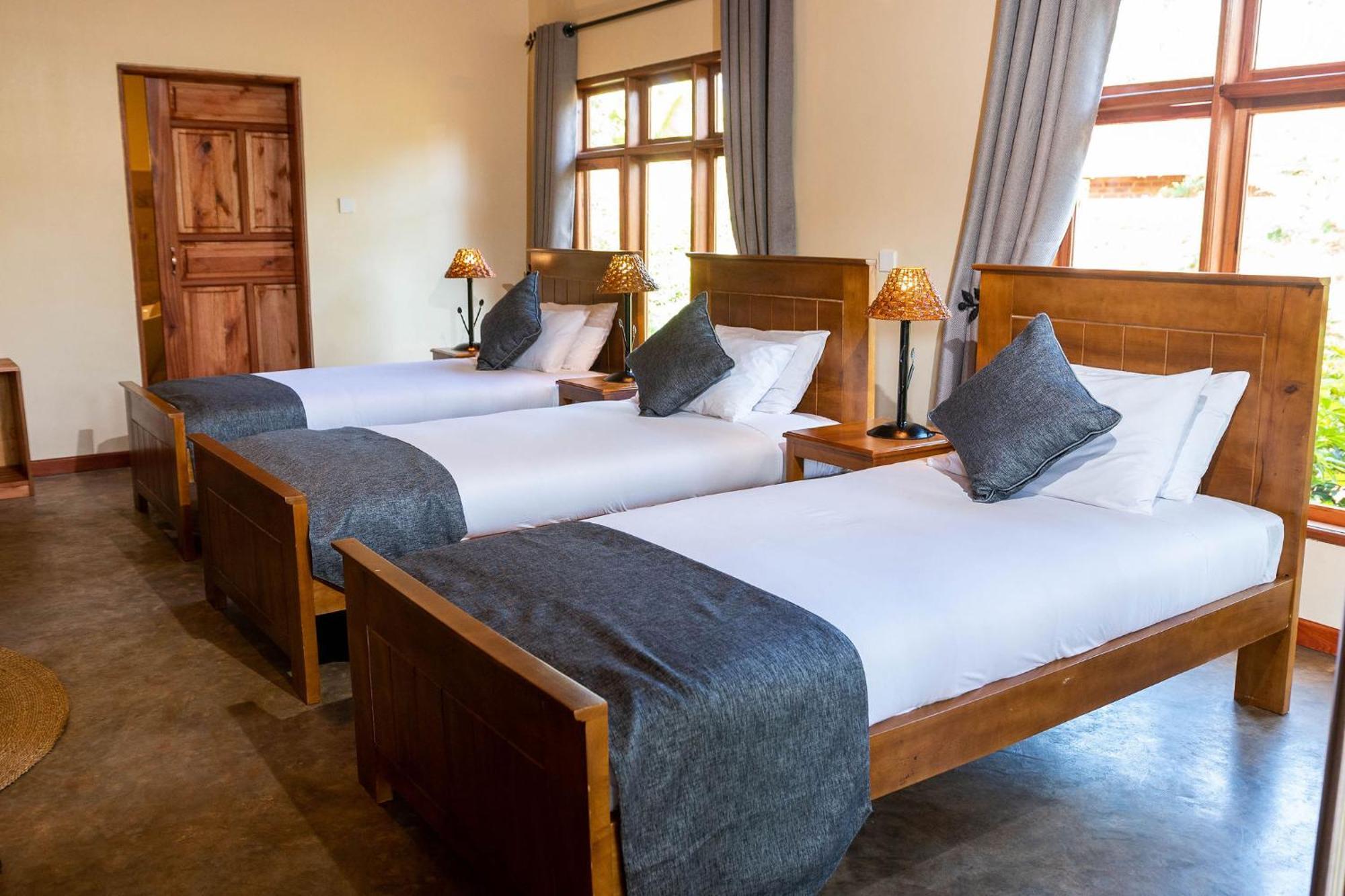 קראטו Ngorongoro Marera Mountain View Lodge מראה חיצוני תמונה